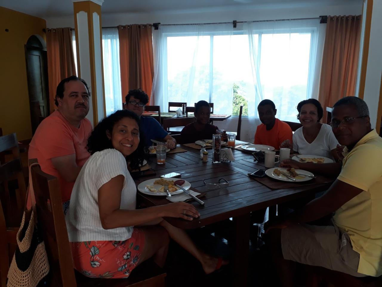Figaro Hotel Samana Dış mekan fotoğraf